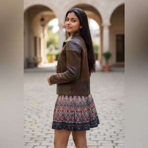 Hollister patterned skirt with cute lined bottom